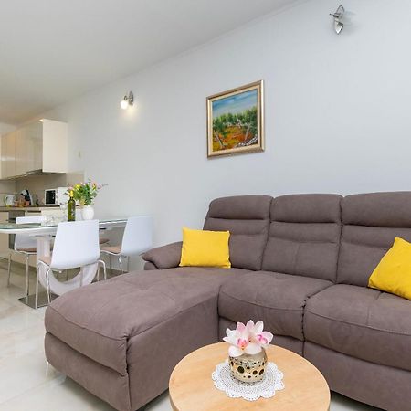 Apartment Ivanka Omis Luaran gambar