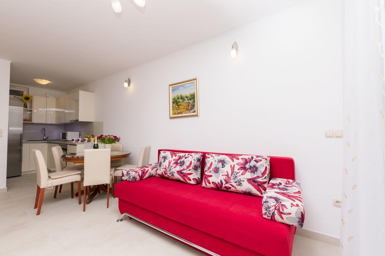 Apartment Ivanka Omis Luaran gambar